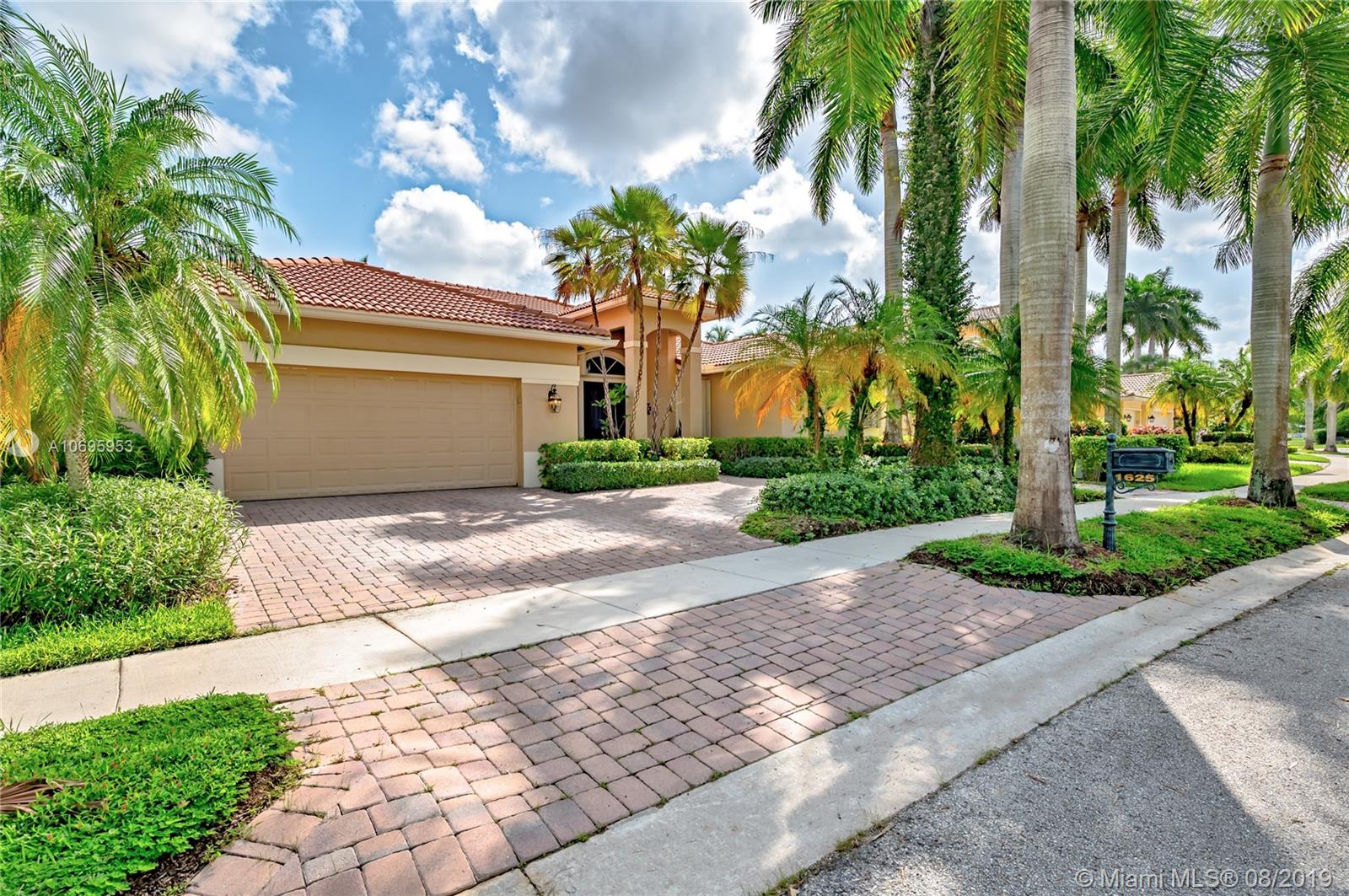 Weston, FL 33327,1625 Victoria Pointe Cir