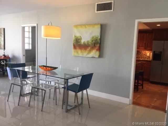 Miami Beach, FL 33140,5825 Collins Ave #3A