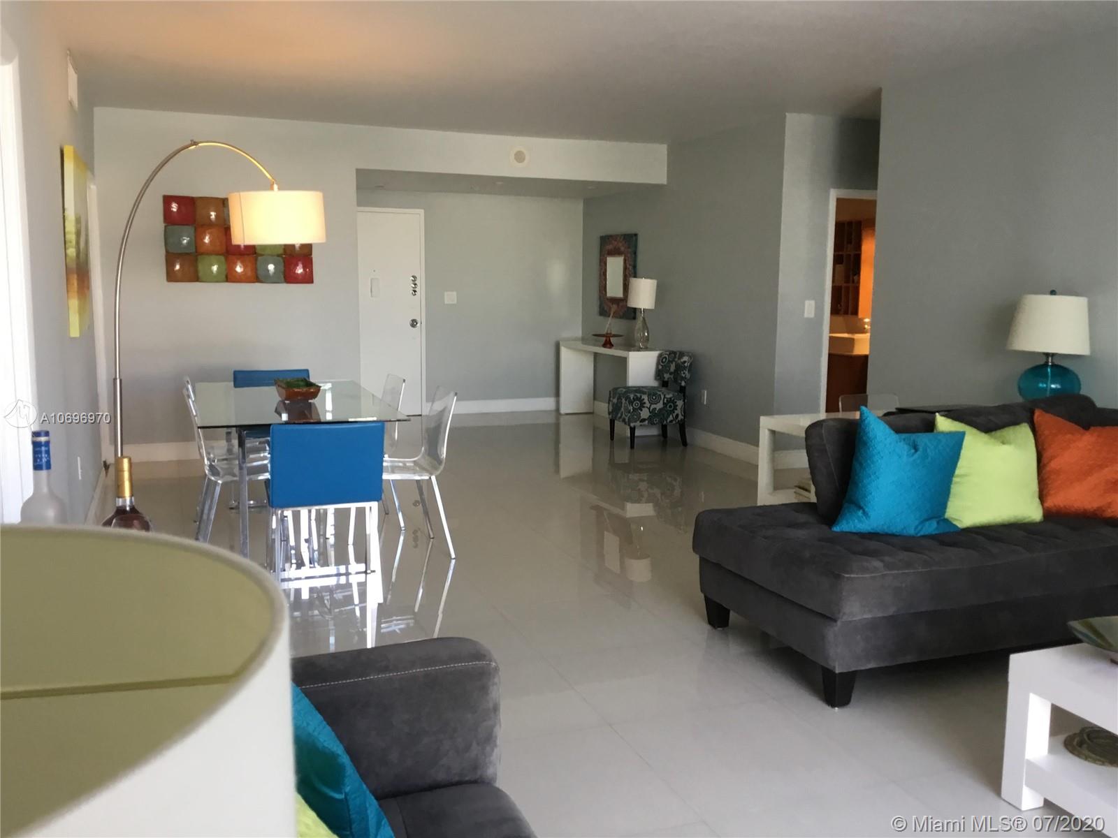 Miami Beach, FL 33140,5825 Collins Ave #3A