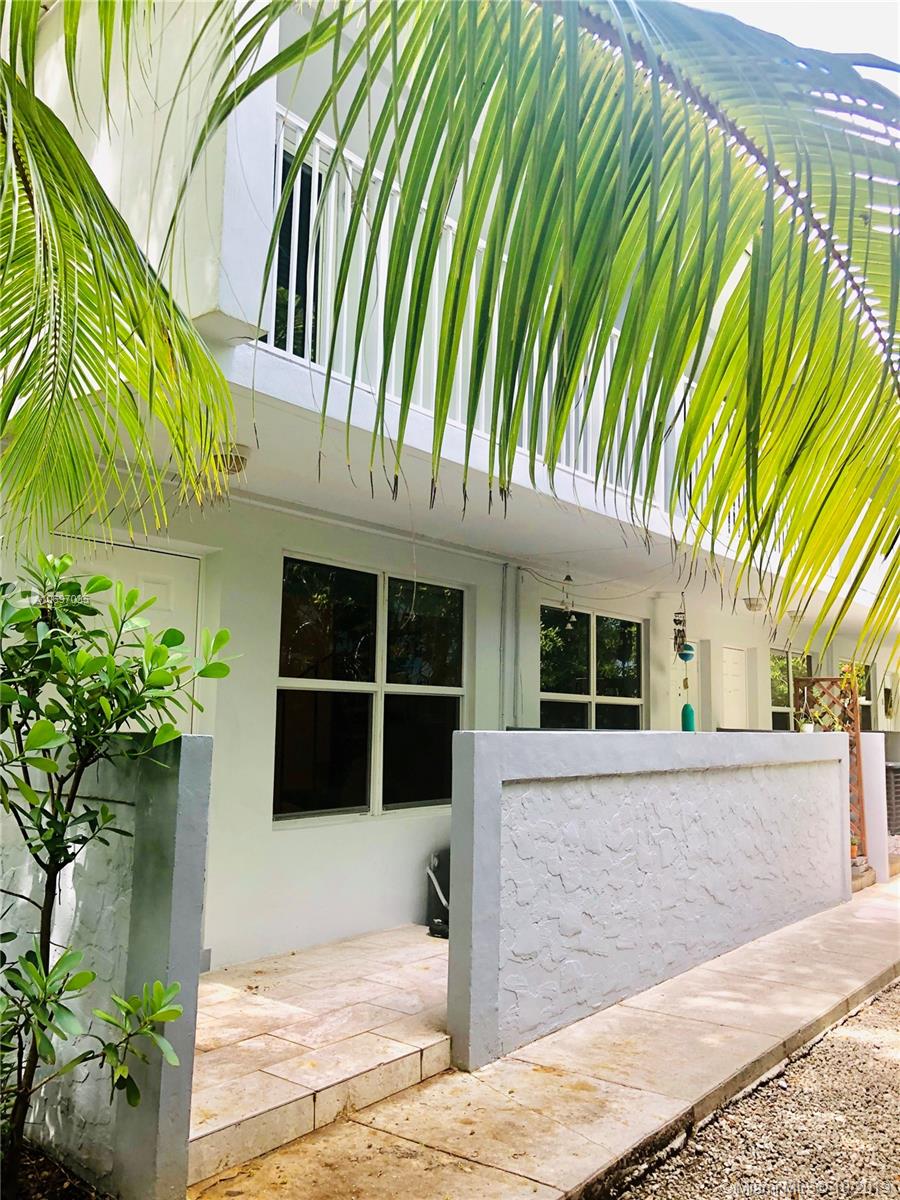 Miami, FL 33133,3025 Mary St #7
