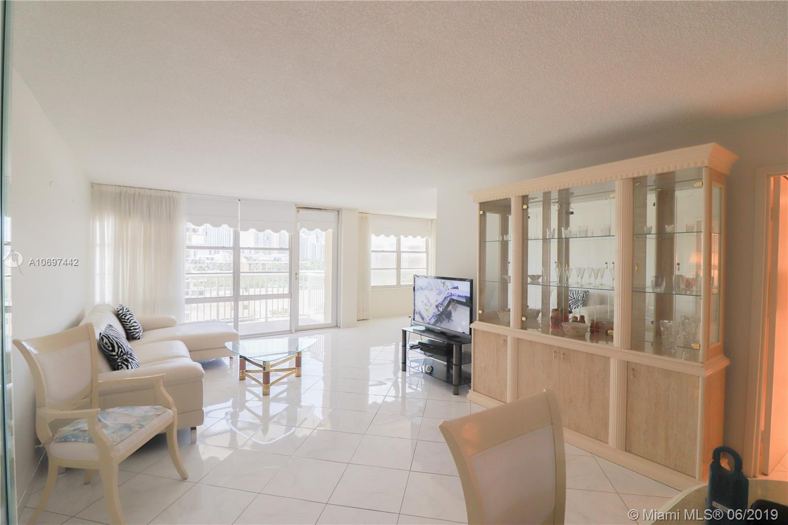 Sunny Isles Beach, FL 33160,231 174th St #708