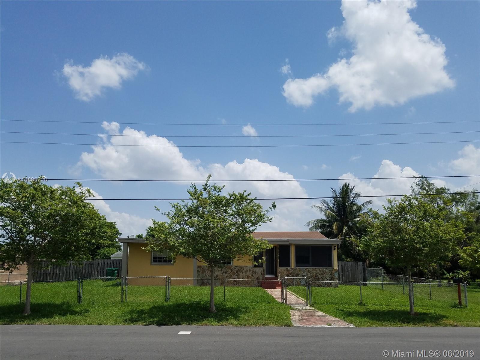 10001 NW 28th Ter, Doral, FL 33172