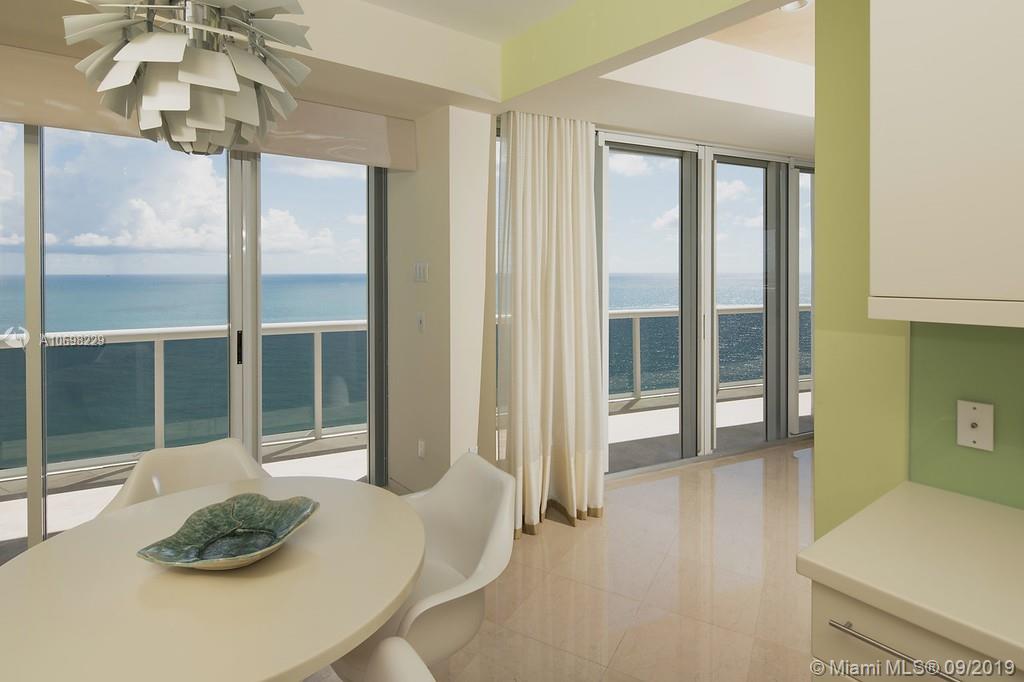 Bal Harbour, FL 33154,9601 Collins Ave #PH104