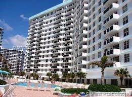 Hollywood, FL 33019,3725 S Ocean Dr #715