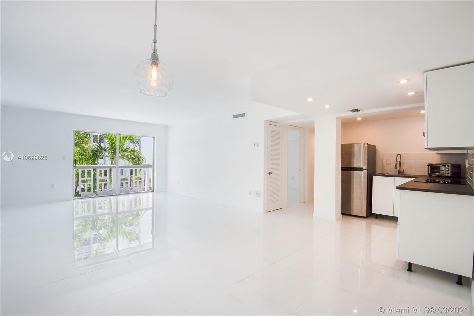 Miami Beach, FL 33139,1662 Lincoln Ct #208