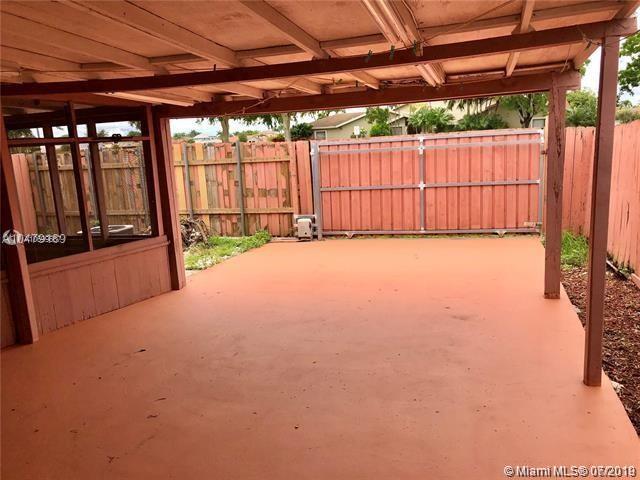 Miami, FL 33193,15389 SW 69th Ln