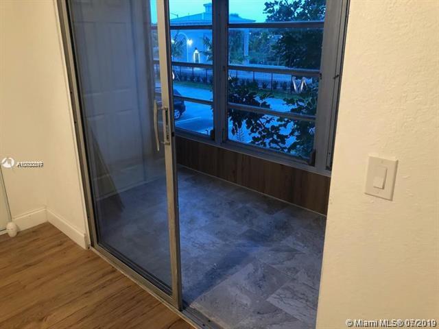 Deerfield Beach, FL 33442,331 Farnham P #331