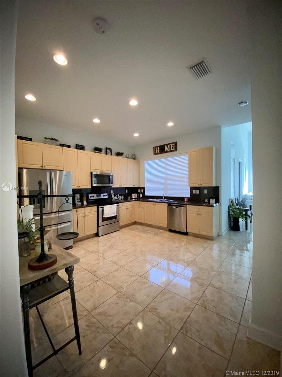 Pembroke Pines, FL 33027,838 SW 146th Ter #838