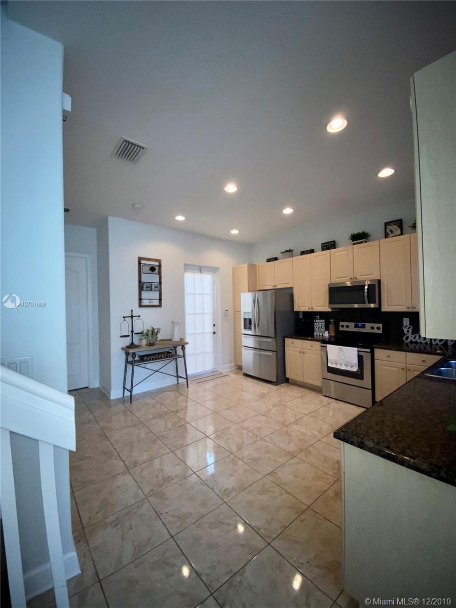 Pembroke Pines, FL 33027,838 SW 146th Ter #838