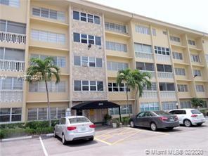 Hallandale Beach, FL 33009,329 SE 3rd St #205R