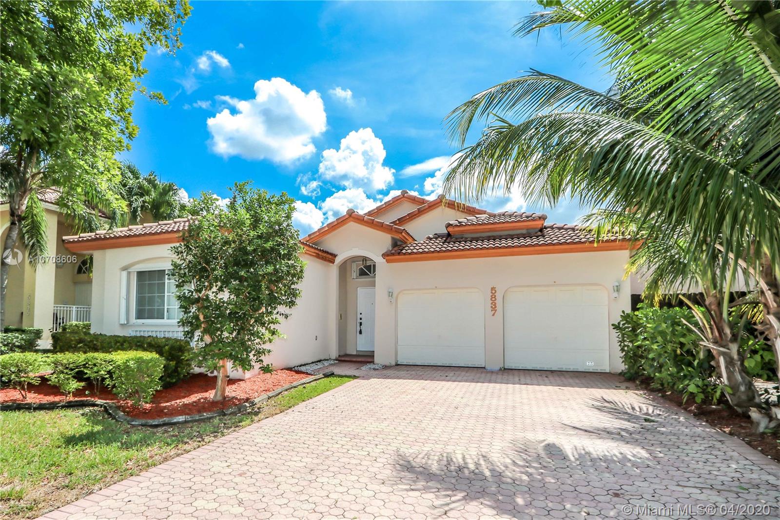 5837 NW 108th Pl, Doral, FL 33178