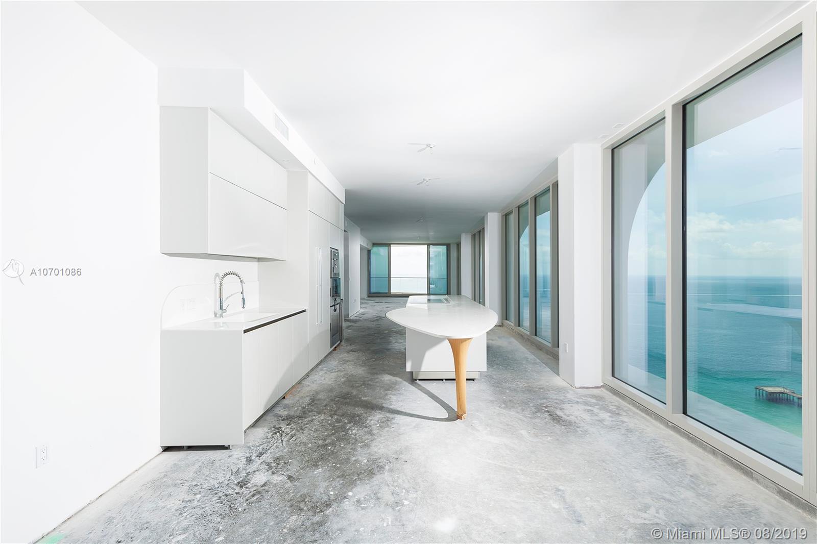 Sunny Isles Beach, FL 33160,16901 Collins Ave #2801