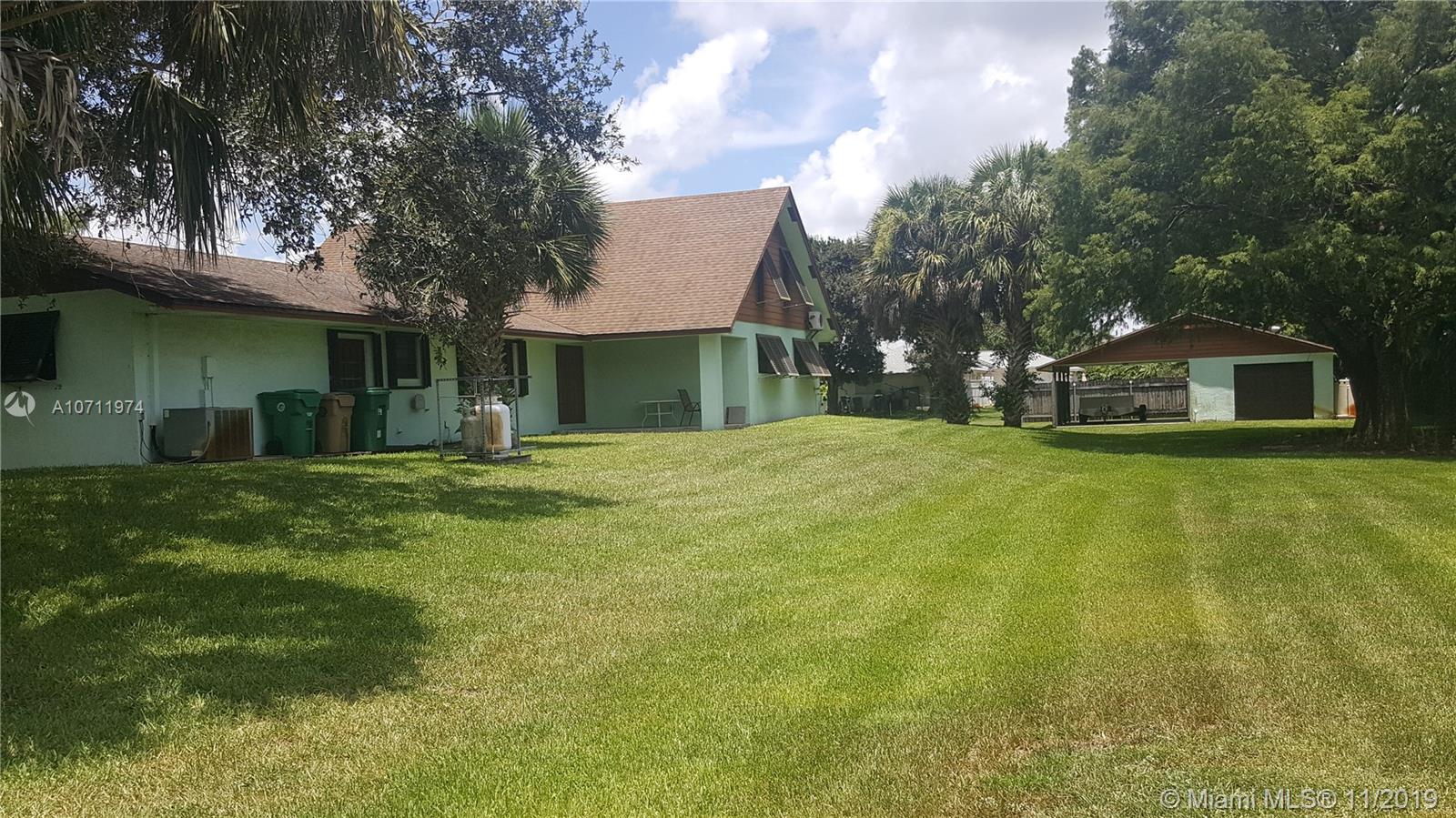 13230 SW 28 pl, Davie, FL 33330