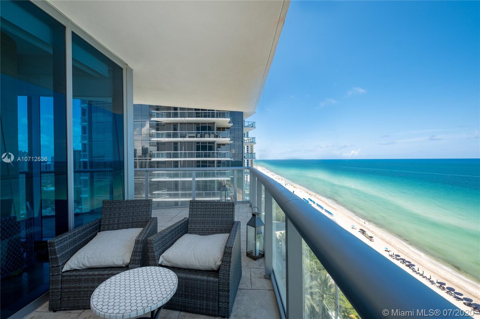 Sunny Isles Beach, FL 33160,17001 Collins ave #1708