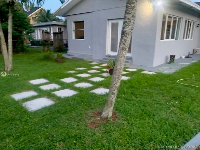 Miami, FL 33165,11045 SW 51st Ter