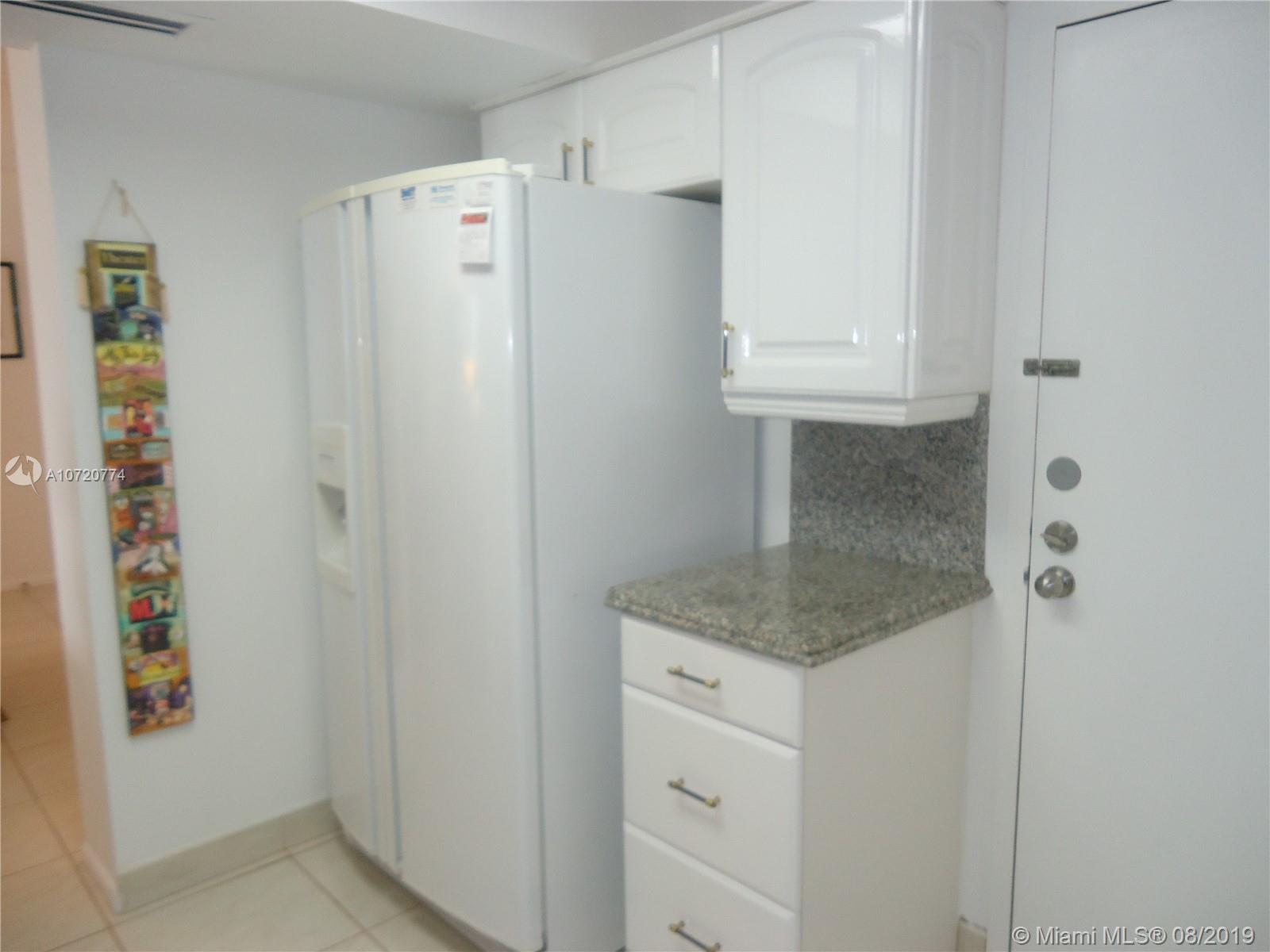 Hollywood, FL 33019,1500 S Ocean Dr #15E