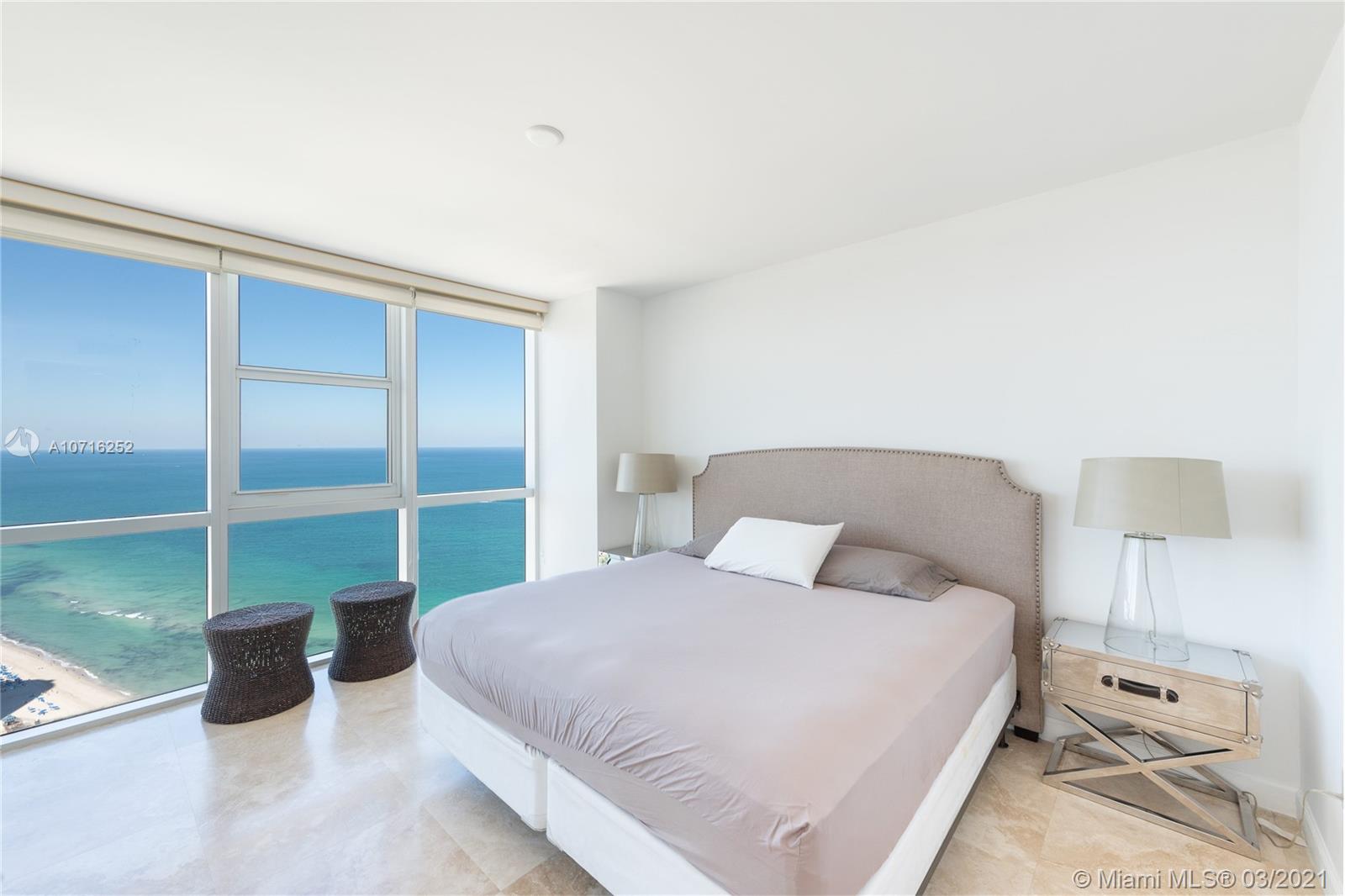 Sunny Isles Beach, FL 33160,18201 Collins Ave #PH5302