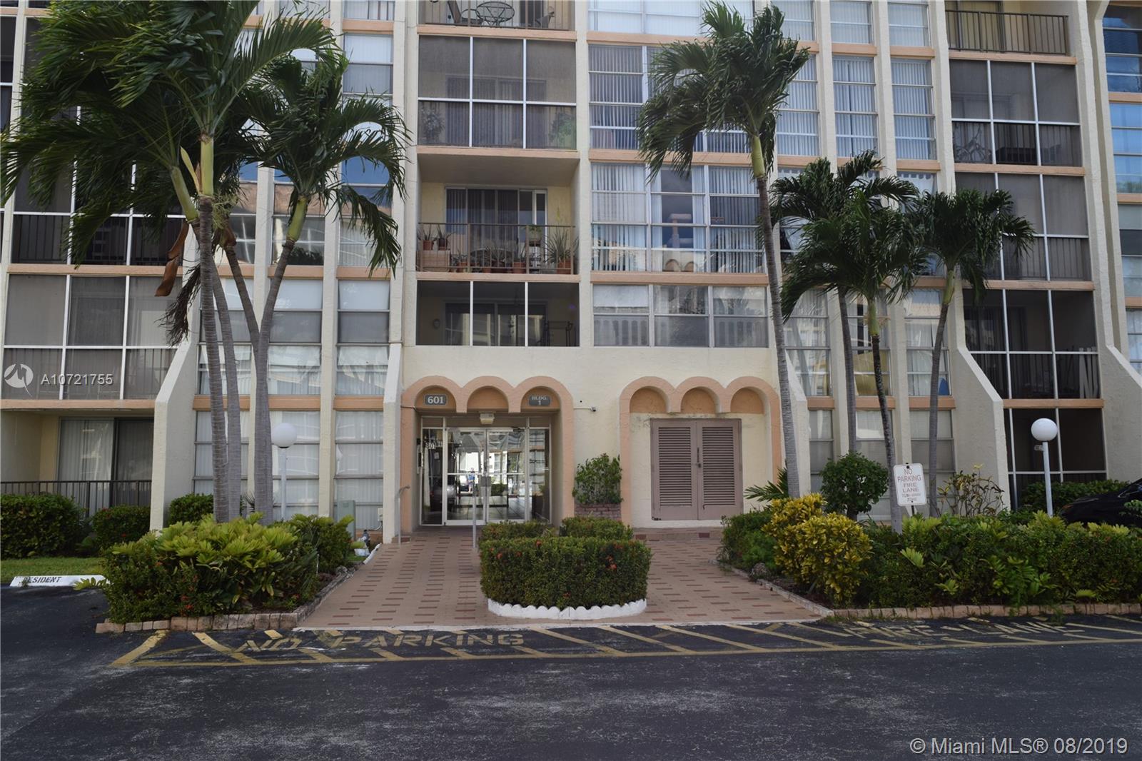 Hallandale, FL 33009,801 Three Islands Blvd #319