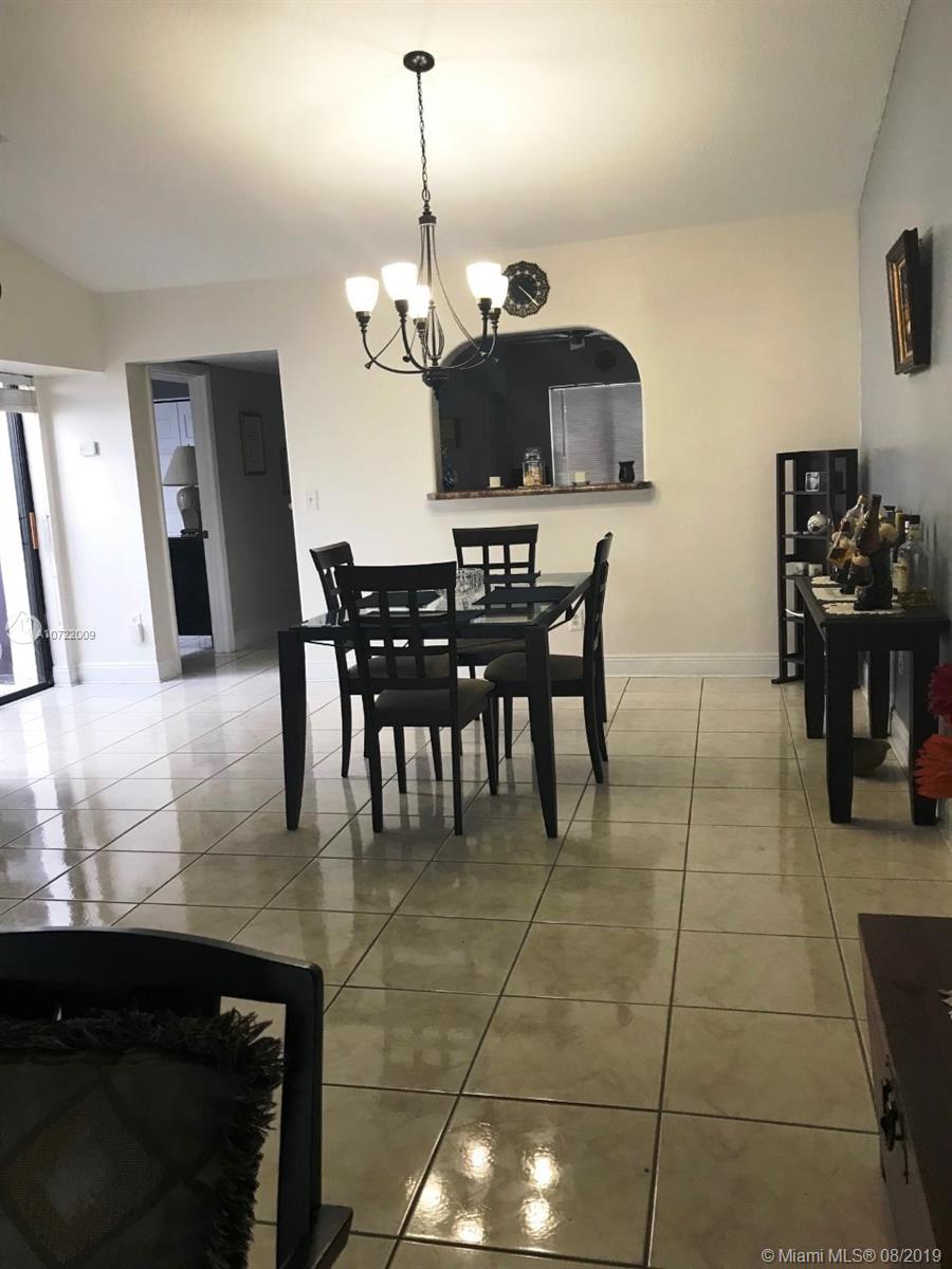 Weston, FL 33326,296 Fairway Cir #104