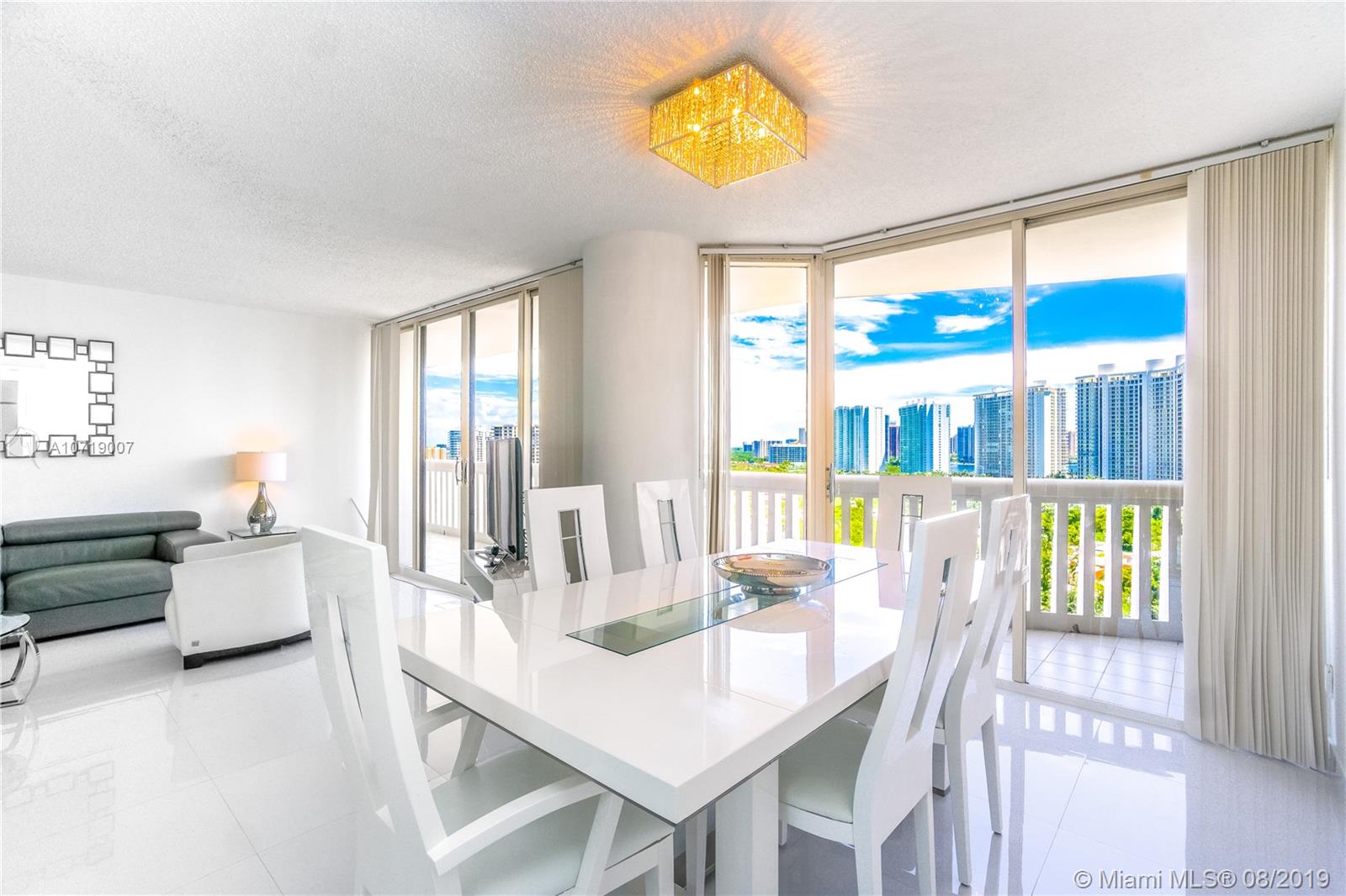 Aventura, FL 33160,1000 Island blvd #1606