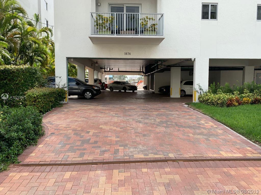 Miami Beach, FL 33139,1674 Bay Rd #406