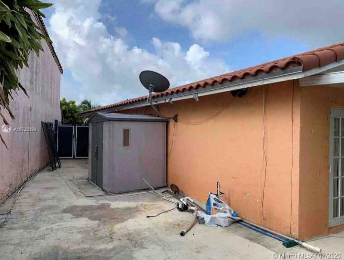 Hialeah, FL 33016,2563 W 65th St