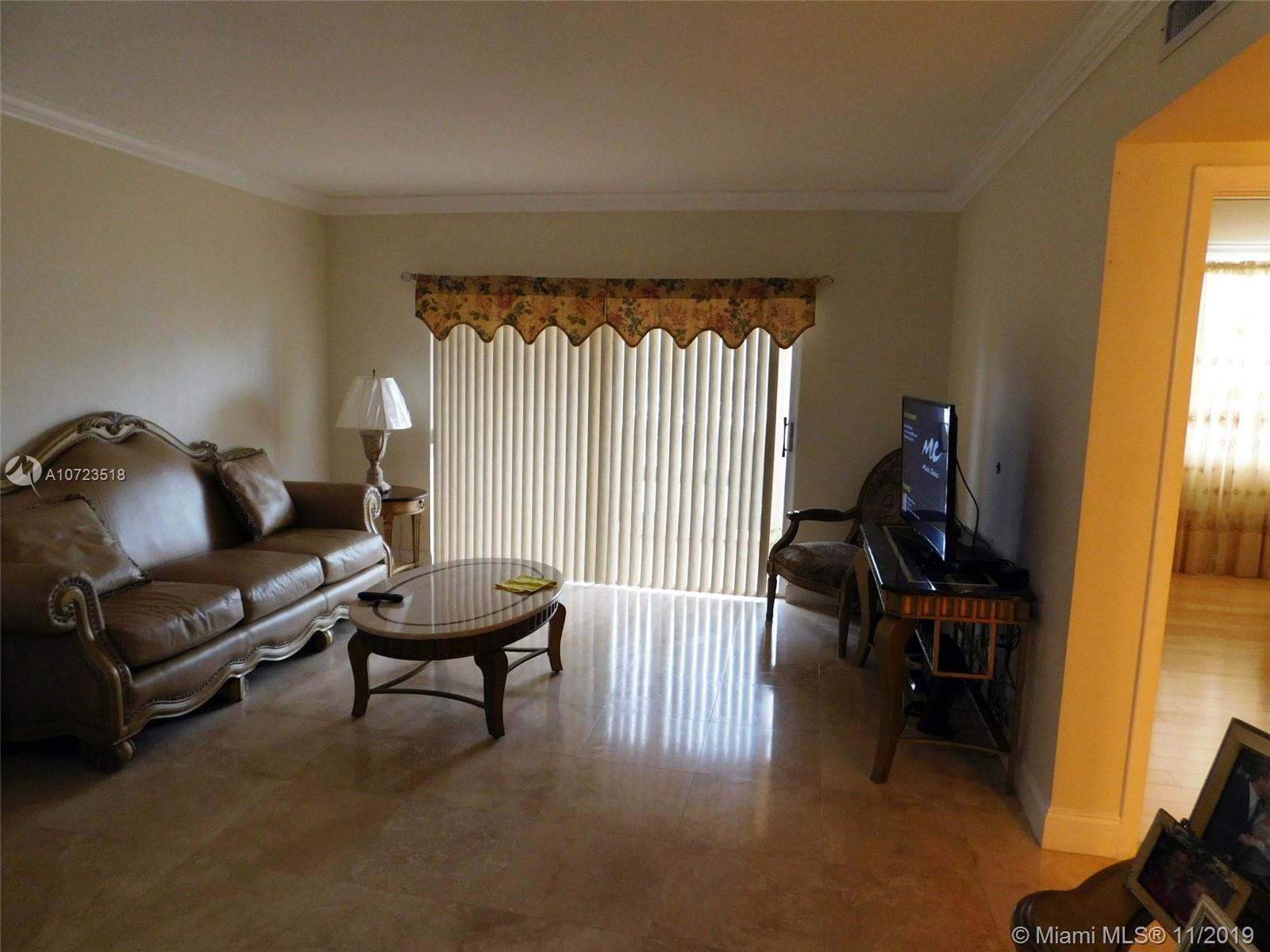 Hollywood, FL 33021,3850 Washington St #203