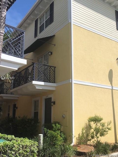 Wilton Manors, FL 33305,2291 NE 9th Ave #2291