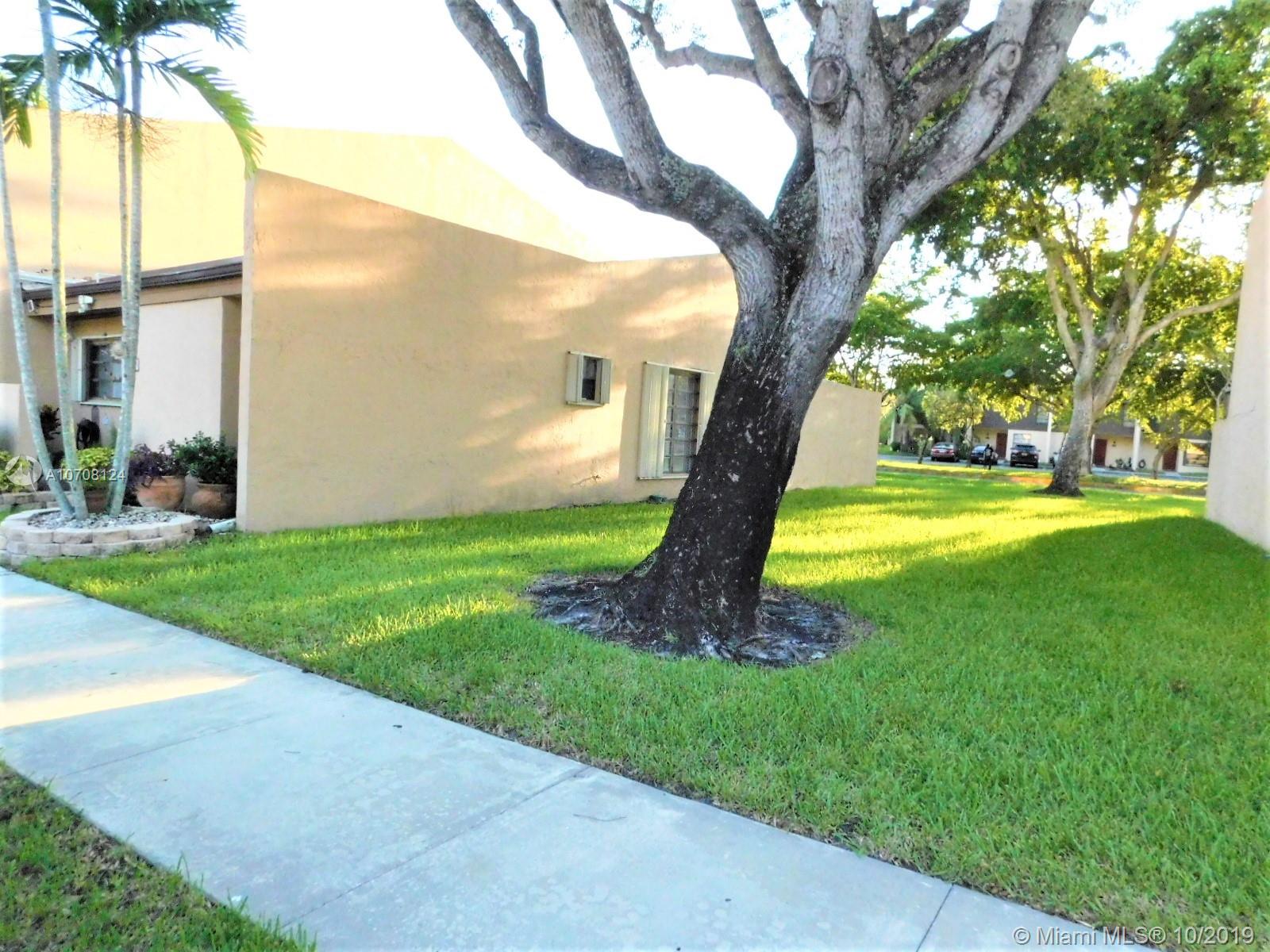 Pembroke Pines, FL 33024,1088 NW 98th Ter #116