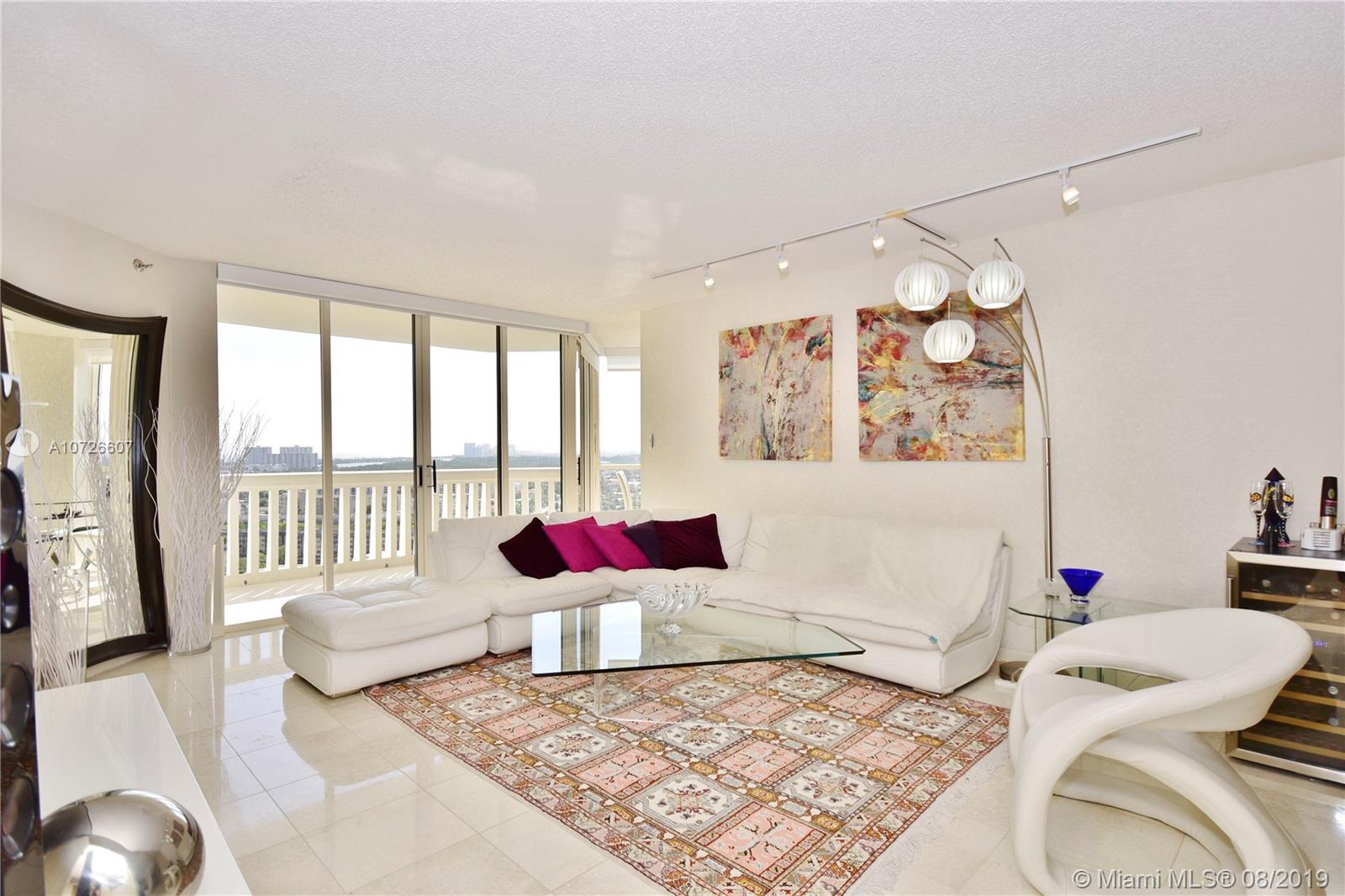 Aventura, FL 33160,1000 ISLAND BL #2003