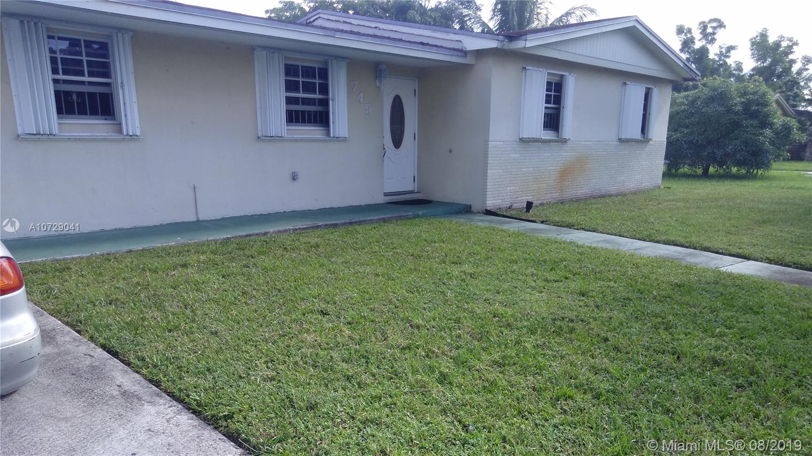 745 NW 201 Street, Miami Gardens, FL 33169