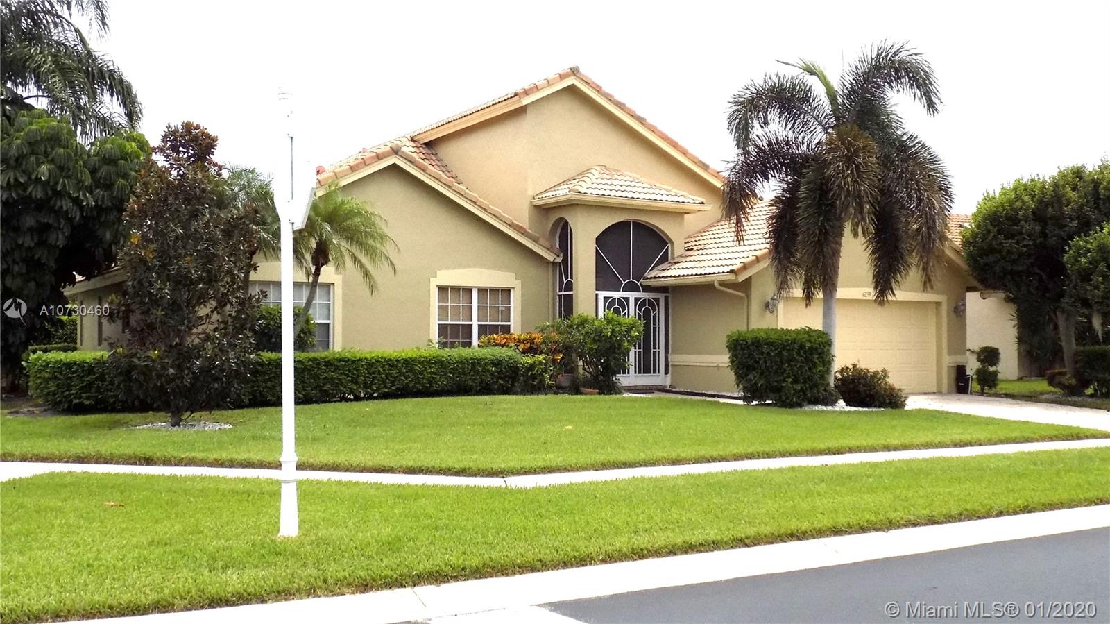 6239 Golf Villas Drive, Boynton Beach, FL 33437