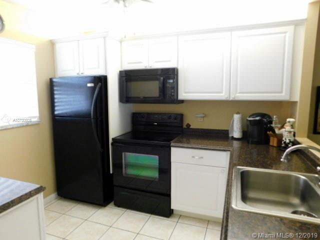 Margate, FL 33063,3170 Holiday Springs Blvd #6-306