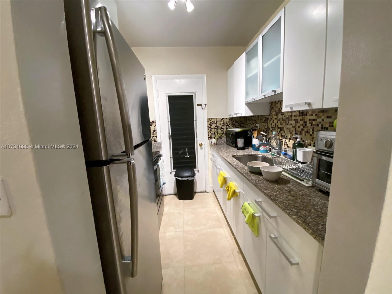 100 Sunrise Dr 6, Key Biscayne, Florida 33149, 1 Bedroom Bedrooms, ,1 BathroomBathrooms,Residentiallease,For Rent,100 Sunrise Dr 6,A10731098