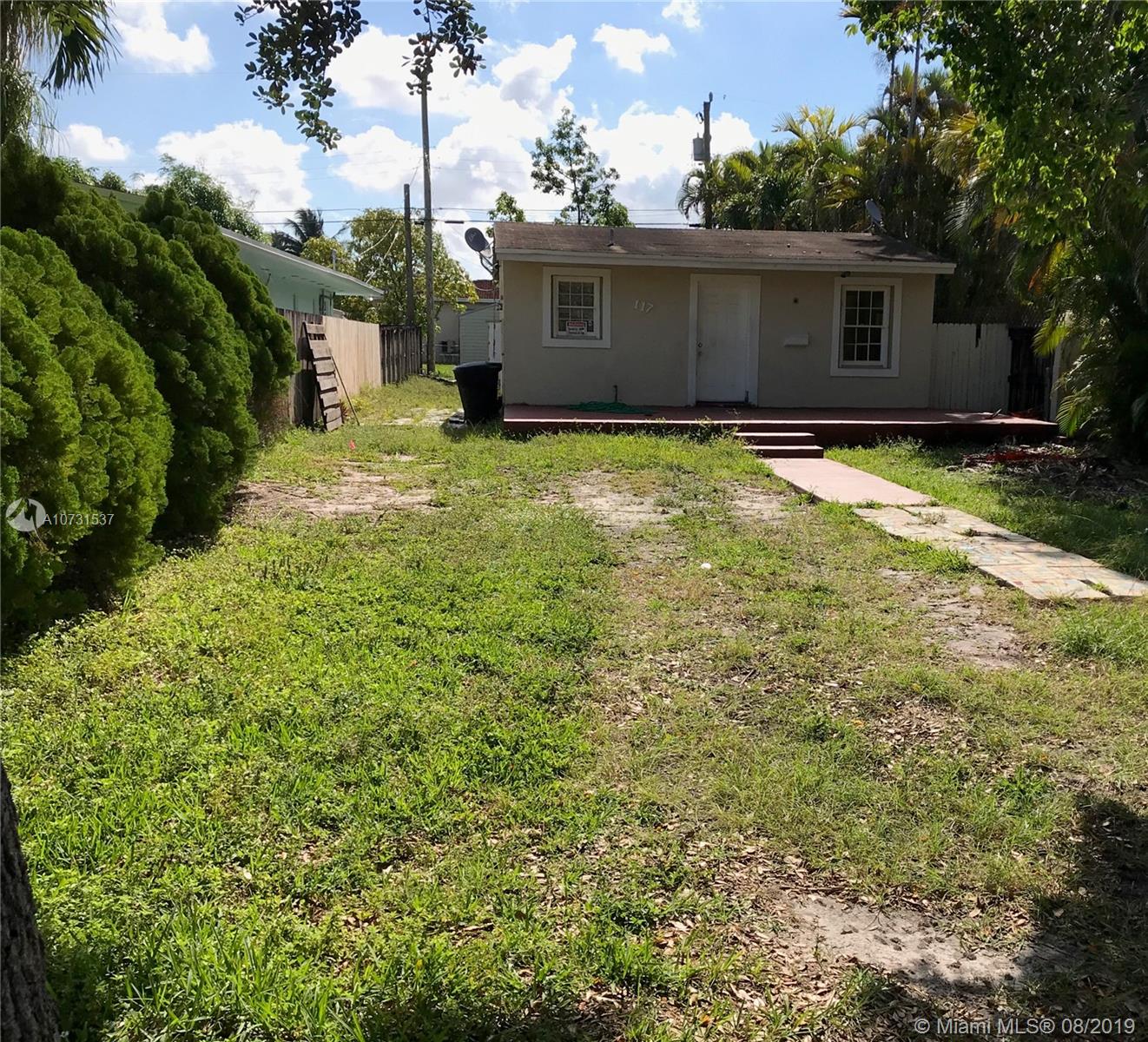 117 Lenape Dr, Miami Springs, FL 33166