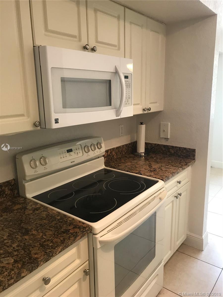 Cutler Bay, FL 33189,20830 SW 87th Ave #102