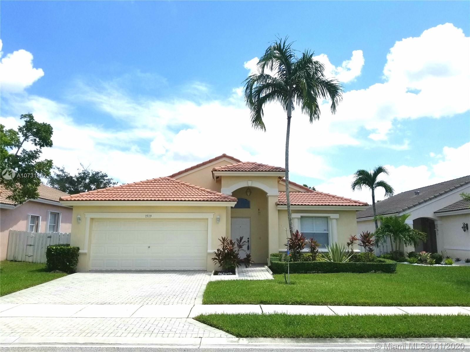 1519 SW 187 AVE, Pembroke Pines, FL 33029