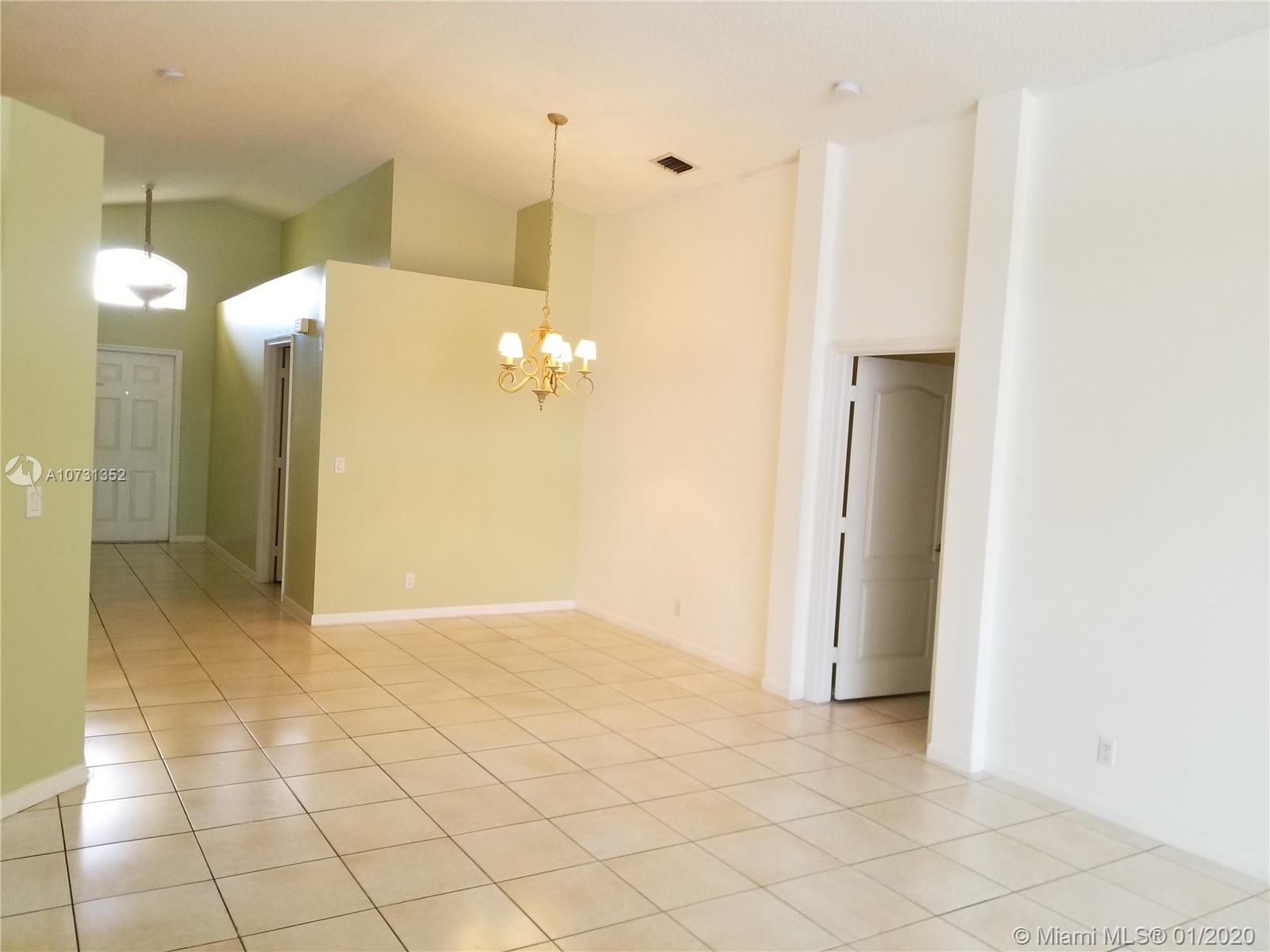 Pembroke Pines, FL 33029,1519 SW 187 AVE