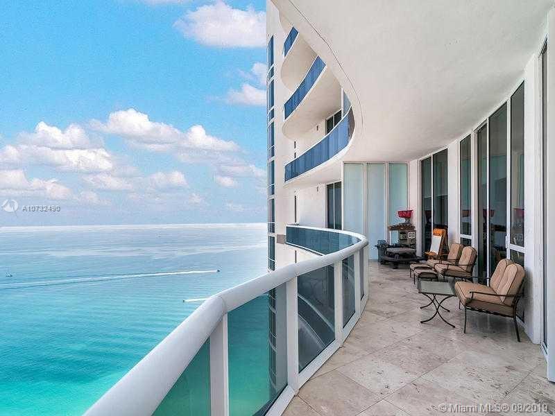 Sunny Isles Beach, FL 33160,15901 Collins Ave #3903