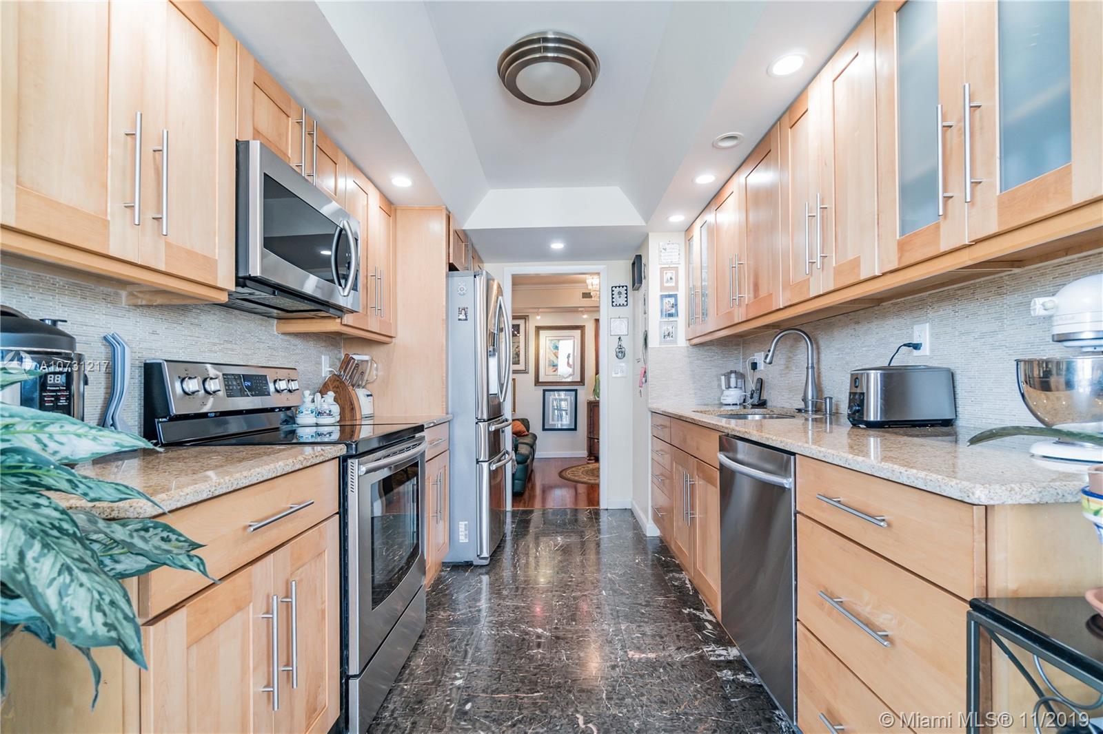 2000 Towerside Ter #1707, Miami, FL 33138