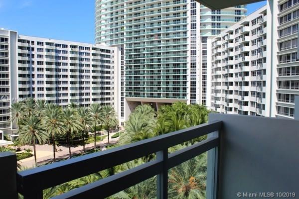 Miami Beach, FL 33139,1500 Bay Road #844S