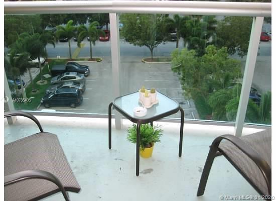 Sunny Isles Beach, FL 33160,19380 Collins Ave #511