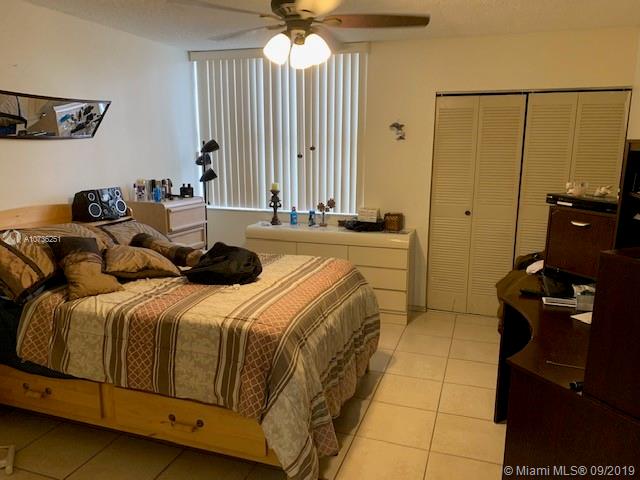 Hialeah, FL 33012,1086 W 41st St #37