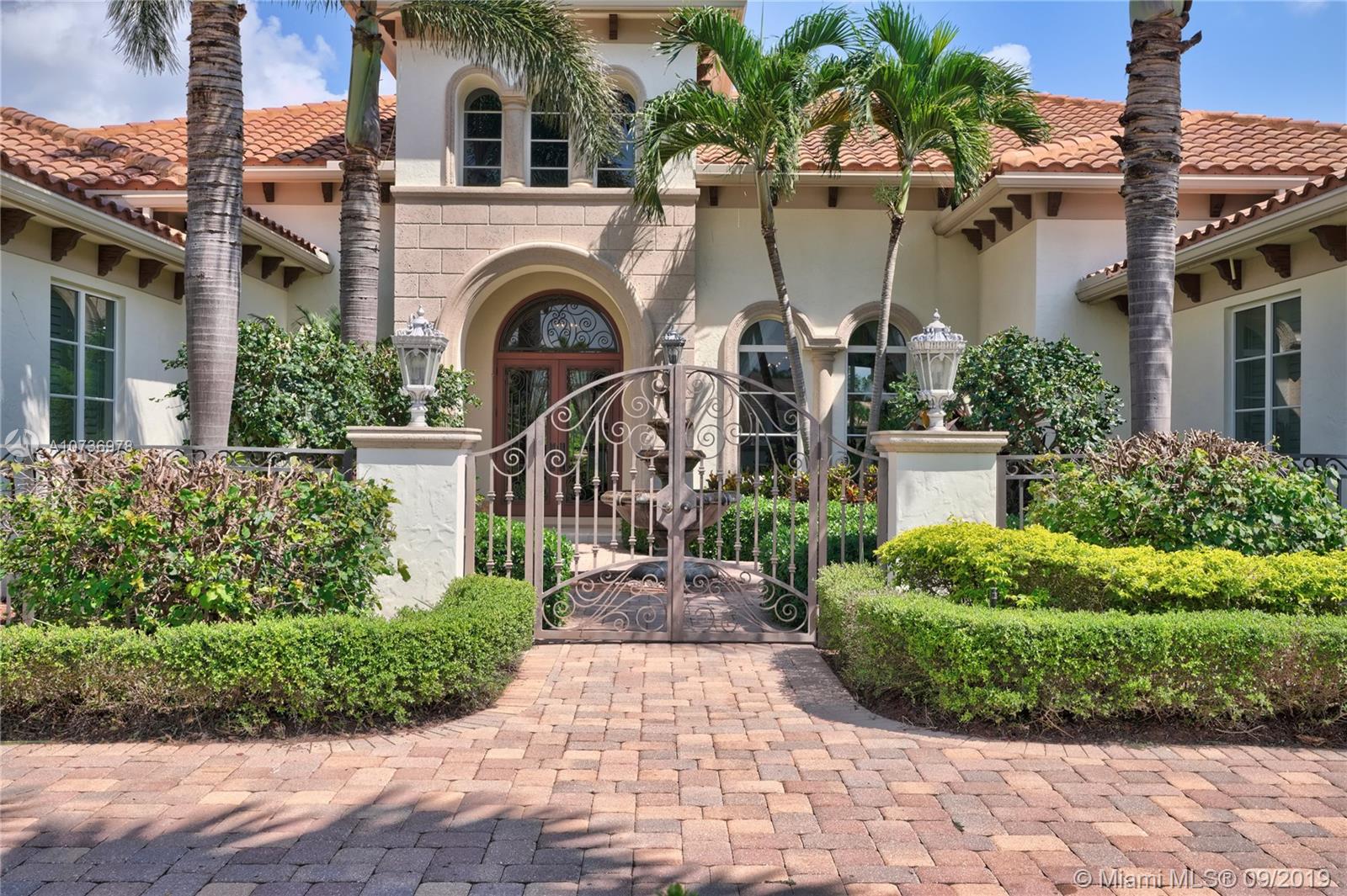 Palm Beach Gardens, FL 33410,669 Hermitage Cir