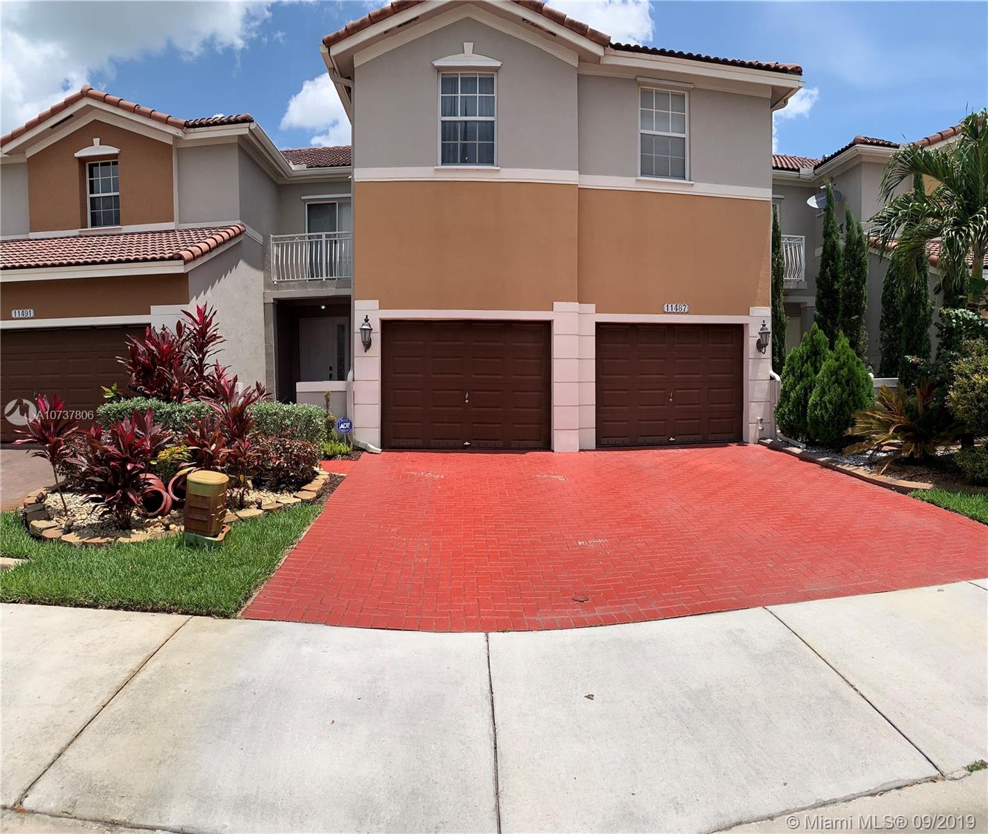 11487 NW 80th Ln, Doral, FL 33178