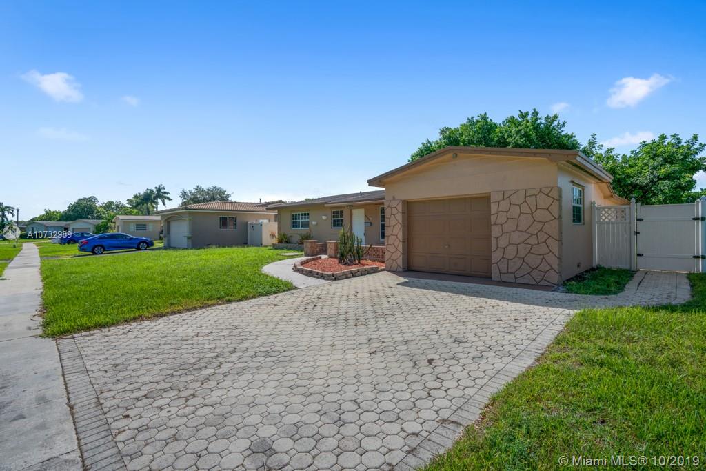 Pembroke Pines, FL 33024,8420 NW 17th Ct