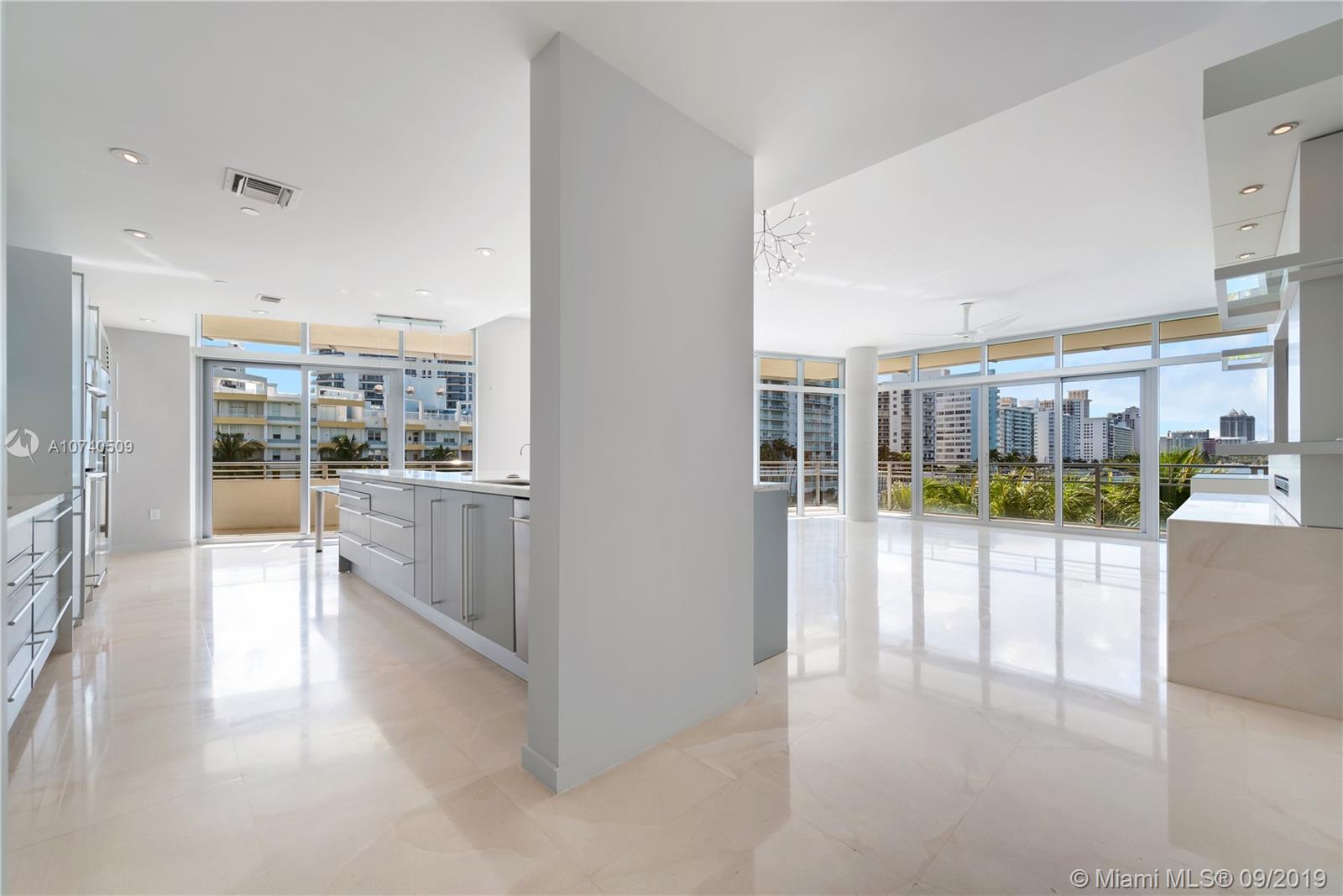 Miami Beach, FL 33141,6101 Aqua Ave #401