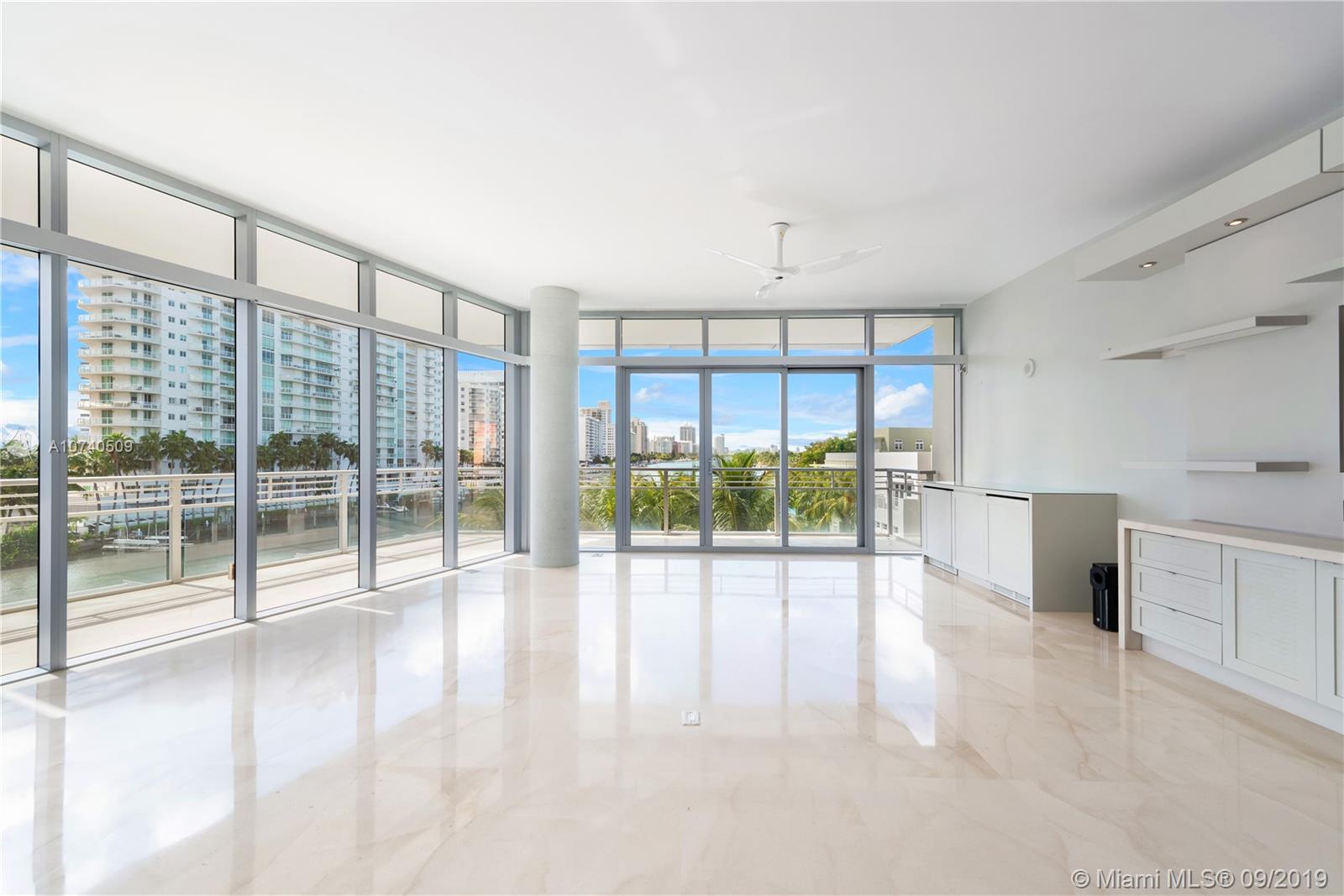 Miami Beach, FL 33141,6101 Aqua Ave #401