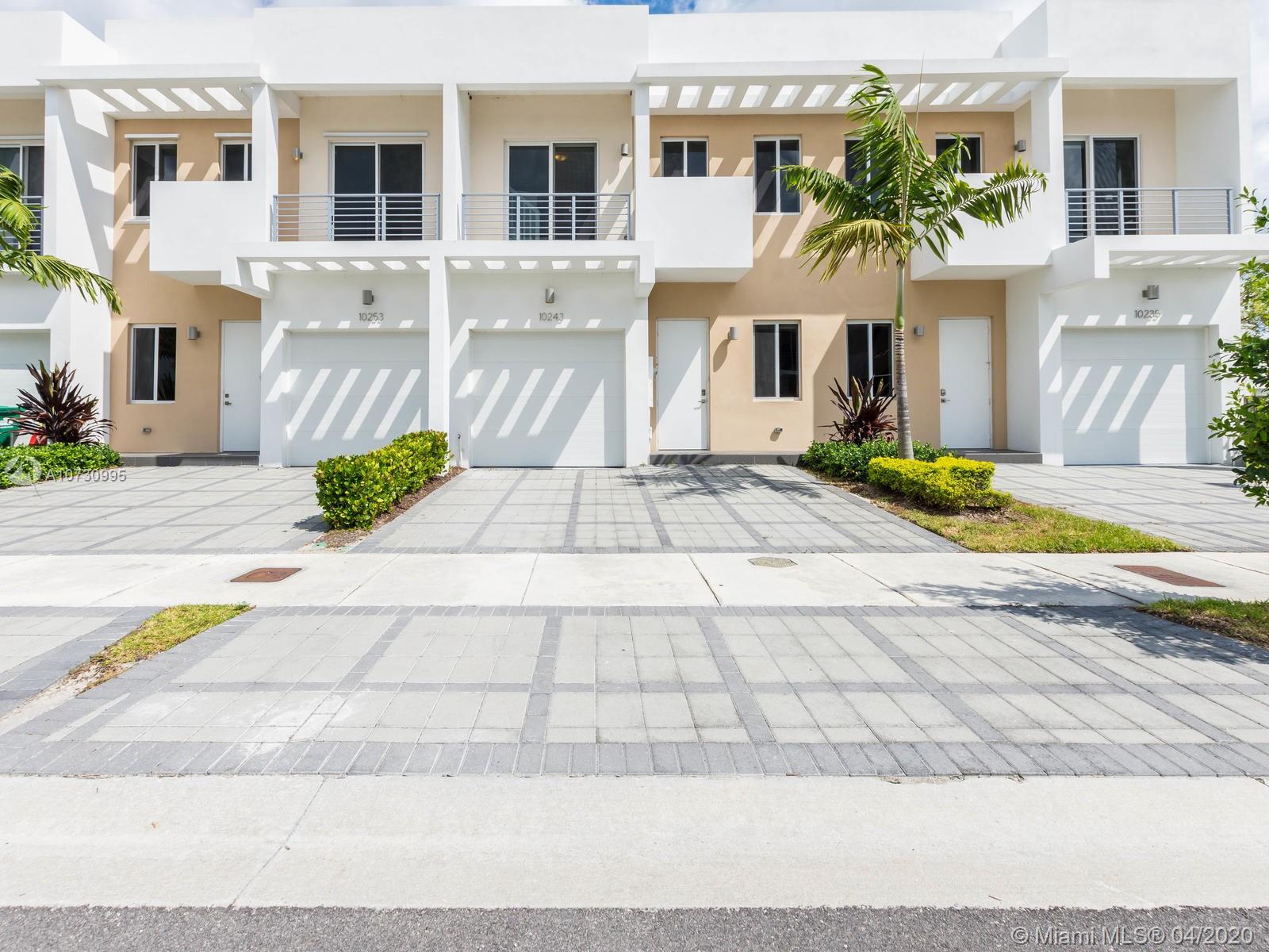 10243 NW 72nd St, Miami, FL 33178