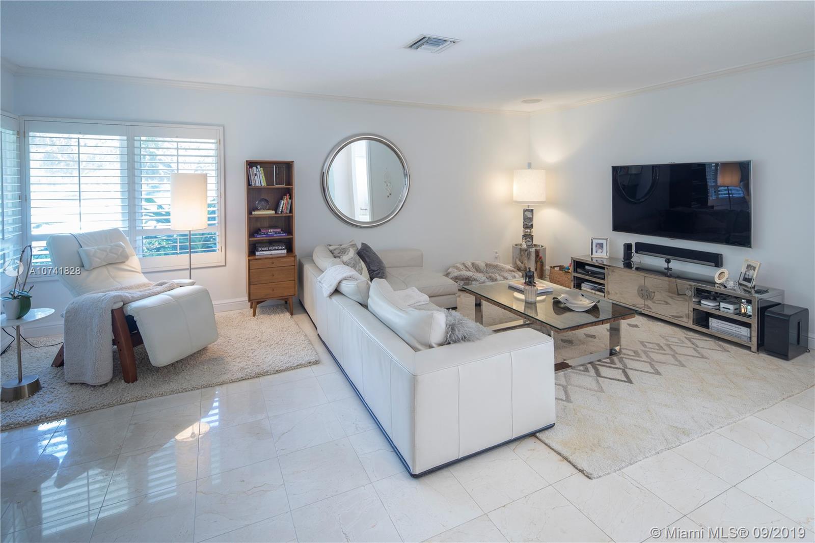 Coral Gables, FL 33146,5301 Riviera Dr